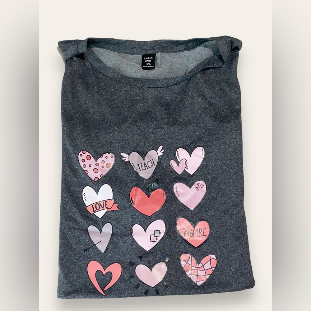 Graphic t-shirt